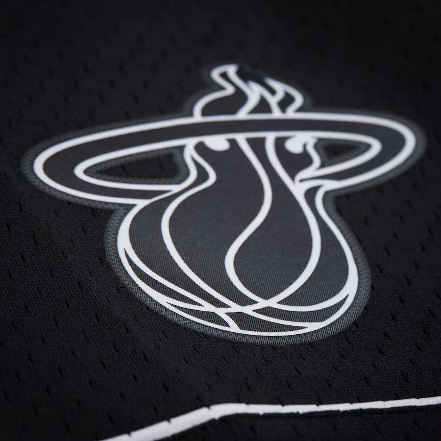 Mitchell & Ness Miami HEAT 2011-12 Alternate Swingman Shorts