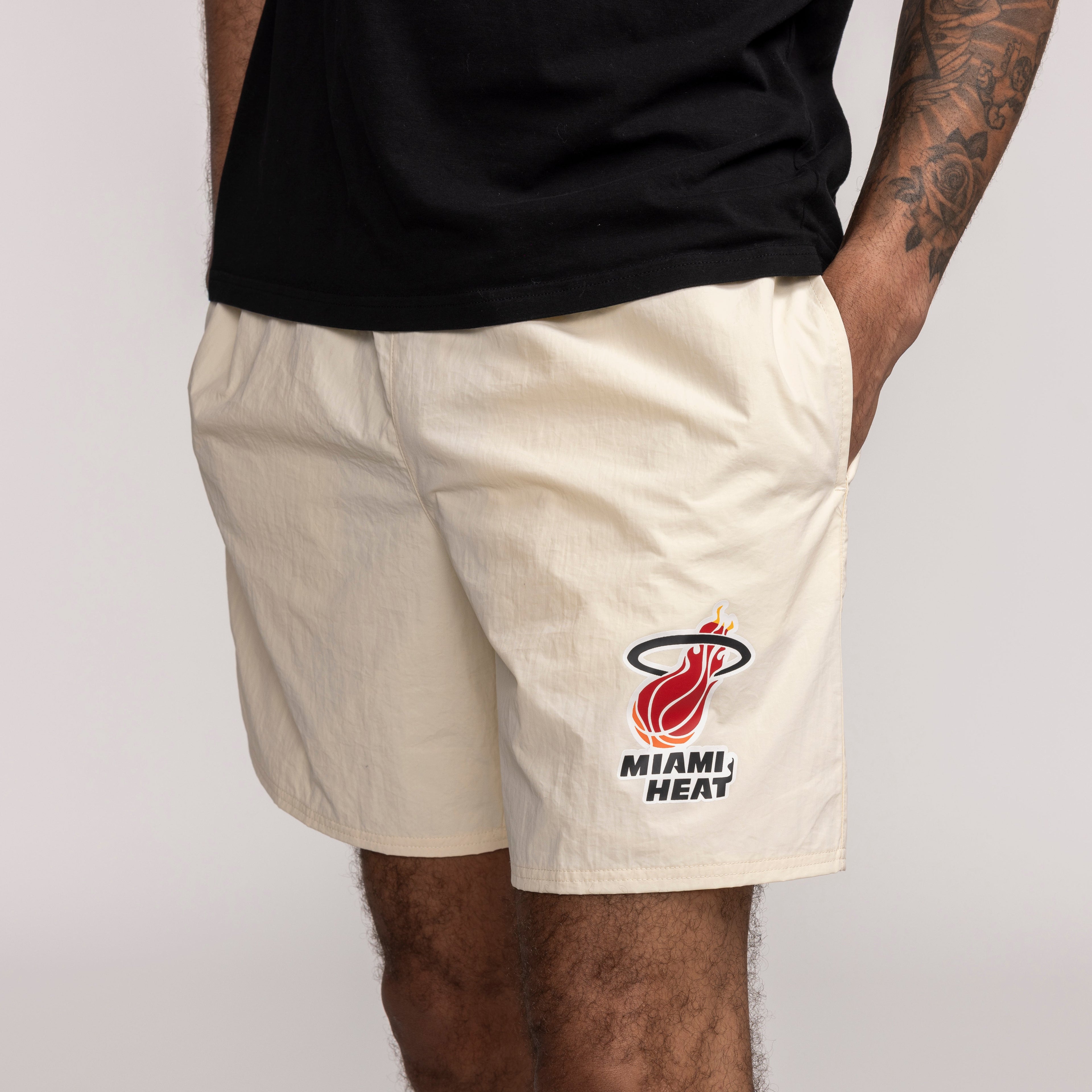 Mitchell & Ness Miami HEAT Vintage Shorts